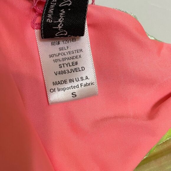 Dippin Daisy’s Bikini Top - Picture 7 of 9